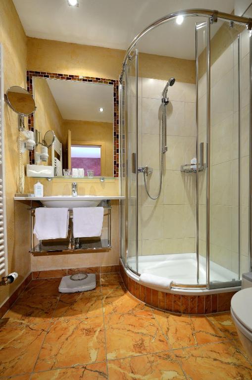 Hotel Eva,garden Saalbach-Hinterglemm